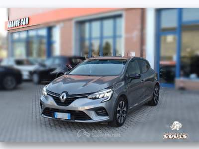Renault Clio Clio Blue dCi 100 CV 5 porte Evolution Grigio usata San Miniato
