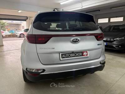 Kia Sportage Sportage 1.6 CRDI 136 CV DCT7 2WD Mild Hybrid Business Class Argento usata RENDE