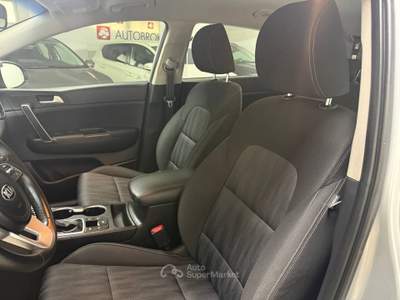 Kia Sportage Sportage 1.6 CRDI 136 CV DCT7 2WD Mild Hybrid Business Class Argento usata RENDE