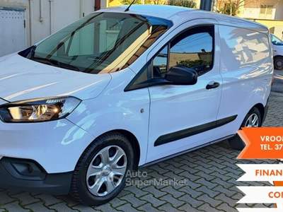 Ford Transit Transit Courier 1.5 TDCi 75CV Van Trend Bianco usata Chieti