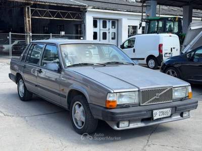 Volvo Serie 700 2.0i turbo intercooler iscritta asi da restauro Grigio usata Arcola
