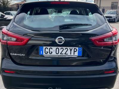 Nissan Qashqai Qashqai II 2017 1.2 dig-t Visia 115cv Nero usata Civita Castellana