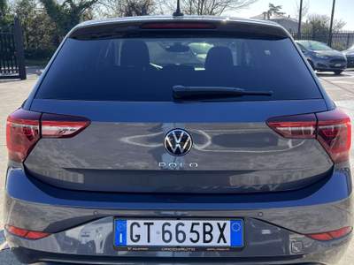 Volkswagen Polo Polo VI 2022 1.0 tsi STYLE 110cv dsg Grigio usata Civita Castellana
