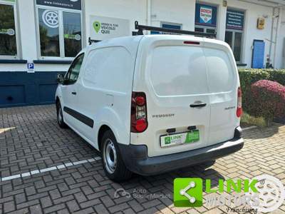 Peugeot Partner BlueHDi 100 PC IVA INCLUSA - UNIPROPRIETARIO Bianco usata Legnano
