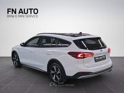 Ford Focus EcoBlue 115 CV automatico SW Active Style Bianco usata Torino