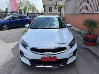 Kia XCeed 1.0 t-gdi High Tech Adas Pack Gpl 117cv Bianco usata Cernusco sul Naviglio