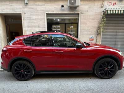Alfa Romeo Stelvio AT8 Q4 Super Rosso usata Bari