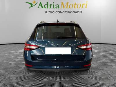 Skoda Superb 2.0 TDI EVO 110KW EXECUTIVE DSG Blu/Azzurro usata Pordenone