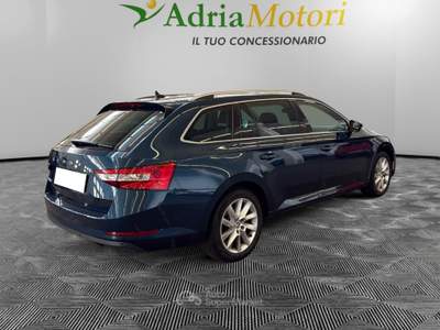 Skoda Superb 2.0 TDI EVO 110KW EXECUTIVE DSG Blu/Azzurro usata Pordenone