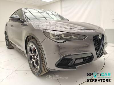 Alfa Romeo Stelvio 2023 2.2 t Veloce Q4 210cv auto Grigio usata Erba