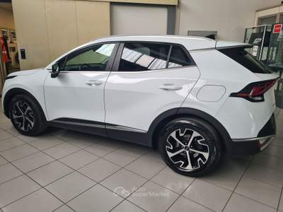 Kia Sportage 1.6 CRDI MHEV STYLE 2WD Bianco usata Parma
