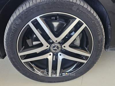 Mercedes-Benz Classe V CLASSE V MARCO POLO 4MATIC GANCIO TRAINO - UNICO PROPRIETARIO Nero usata Castellanza