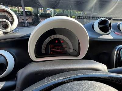 Smart ForFour RATA MENSILE 172,00 EURO 90  0.9 66kW TURBO passion Argento usata Roma