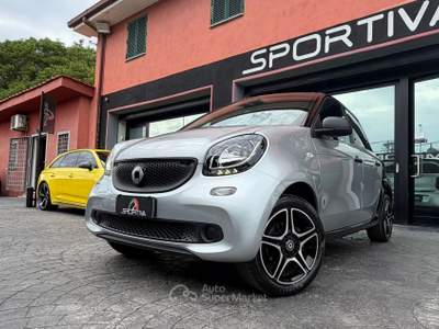 Smart ForFour RATA MENSILE 172,00 EURO 90  0.9 66kW TURBO passion Argento usata Roma