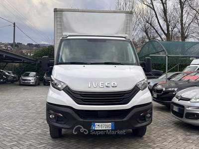Iveco Daily 35C  2.3 PL-RG Cabinato CON SPONDA IDRAULICA Bianco usata Galbiate