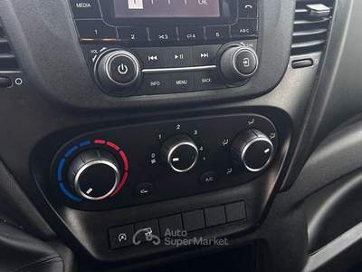 Iveco Daily 35C  2.3 PL-RG Cabinato CON SPONDA IDRAULICA Bianco usata Galbiate