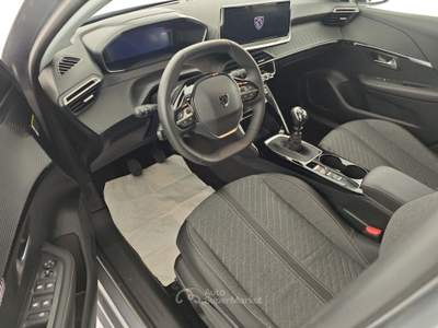 Peugeot 208 PureTech 100 Stop&Start 5 porte Allure Argento usata Capua