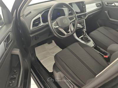 Volkswagen T-Roc 2.0 TDI SCR 150 CV DSG Life Nero usata Capua