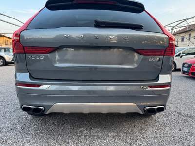 Volvo XC60 XC 60 XC60 B5 (d) AWD Geartronic Inscription usata Bulgarograsso