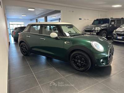 MINI Clubman COOPER D 1.5 AUTOMATICA 116CV PRONTA CONSEGNA usata Anzio