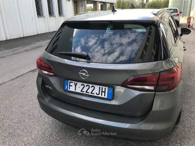 Opel Astra S&S AT9 Sports Tourer 2 usata Cento