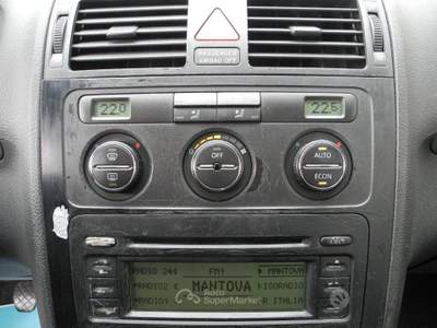 Volkswagen Touran -AUTOCARRO 5 POS usata Mantova