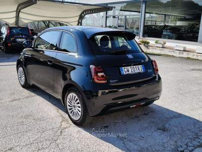 Fiat 500e 500 Passion Berlina Nero usata Sirolo