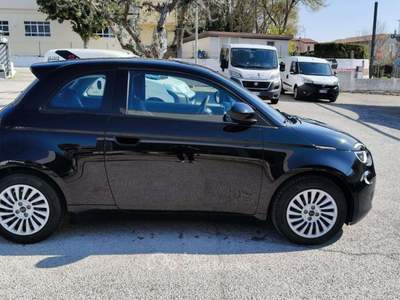 Fiat 500e 500 Passion Berlina Nero usata Sirolo