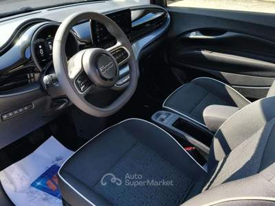 Fiat 500e 500 Passion Berlina Nero usata Sirolo
