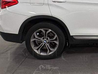 BMW X4 xDrive20d xLine Bianco usata Olbia