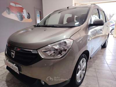 Dacia Lodgy 5 posti usata POTENZA PICENA