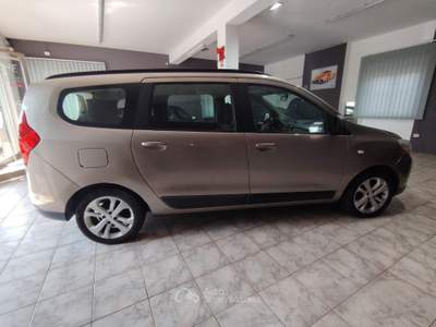 Dacia Lodgy 5 posti usata POTENZA PICENA