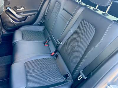 Mercedes-Benz Classe A A 180 d Automatic Sport TETTO APRIBILE Grigio usata Monopoli