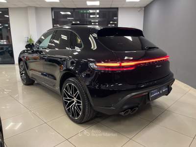 Porsche Macan 2.0 PDK 265cv Nero usata Gioia Tauro