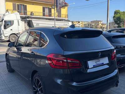 BMW Serie 2 Active Tourer 218d carrozzeria e motore in ottime condizioni Grigio usata San Tammaro