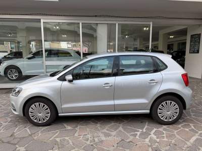 Volkswagen Polo 5p 1.0 mpi Comfortline 60cv OK NEOPATENTATI Argento usata Cesano Maderno