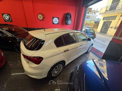 Fiat Tipo T-Jet 120CV 5 porte Lounge Bianco usata Giugliano in Campania