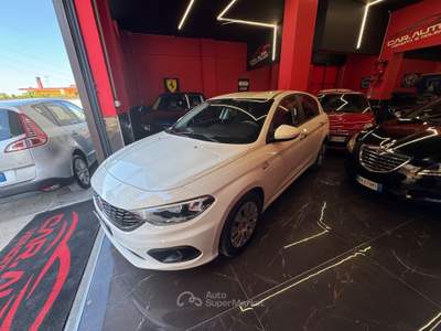 Fiat Tipo T-Jet 120CV 5 porte Lounge Bianco usata Giugliano in Campania