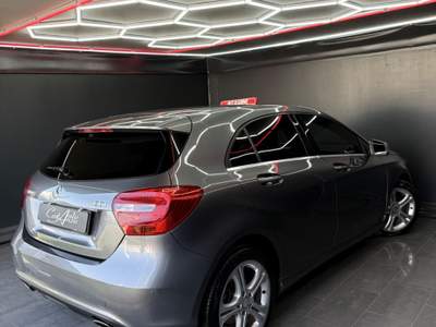 Mercedes-Benz Classe A A180 CDI MOT.MERCEDES 109 CV Grigio usata Teverola