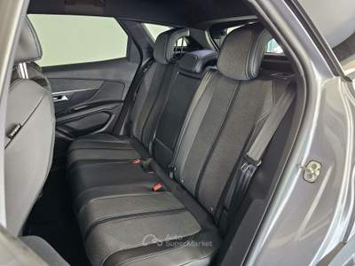 Peugeot 3008 1.5 bluehdi Allure Pack AT-8 Grigio usata Roma