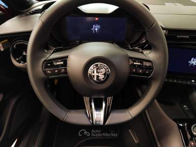 Alfa Romeo Junior Junior 1.2 Ibrida Speciale 145cv edct6 Rosso usata Torino
