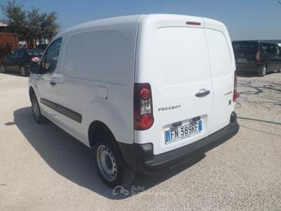 Peugeot Partner furgone 4x4 3 posti Bianco usata San Michele Salentino
