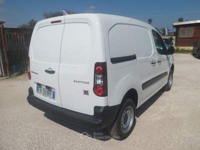 Peugeot Partner furgone 4x4 3 posti Bianco usata San Michele Salentino