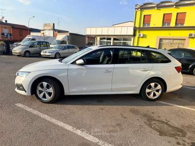 Skoda Octavia 1.5 tsi Executive Bianco usata Finale Emilia