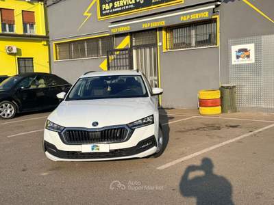 Skoda Octavia 1.5 tsi Executive Bianco usata Finale Emilia
