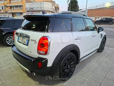 MINI Cooper 2.0 SD Countryman 190cv Boost 2018 Bianco usata Cerignola