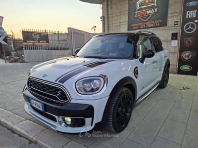 MINI Cooper 2.0 SD Countryman 190cv Boost 2018 Bianco usata Cerignola