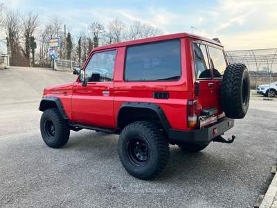 Toyota Land Cruiser buone condizioni-da provare Rosso usata Pieve di Soligo