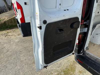 Renault Trafic TRAFIC 2.0 120CV L1H1 Bianco usata Formia