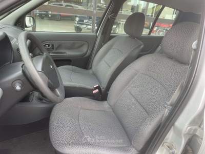 Renault Clio Clio II Storia 5p 1.2 Confort Gpl x Neopatentati Argento usata Ravenna